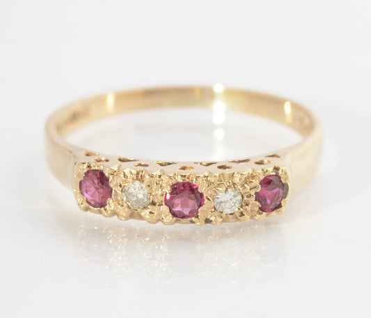 Vintage 9ct Gold Ring With Natural Diamond & Ruby 5 Gem Line UK Size N1/2 (C2715)