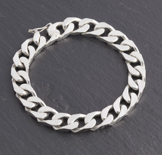 Vintage Sterling Silver Chunky Cut Curb Link Chain Bracelet Hallmarked 1981 (C2753)
