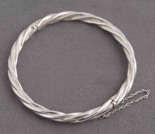 Vintage Sterling Silver Hinged Bangle Barley Sugar Twist Design c.1980's (C2756)