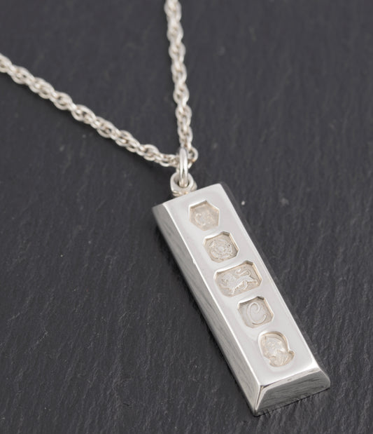 Vintage Sterling Silver Heavy Bullion Ingot Pendant Necklace 1977 Jubilee (C2776)