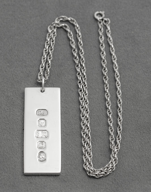 Vintage Sterling Silver Ingot Bullion Bar Pendant Necklace Feature Hallmark 1977 (C2914)