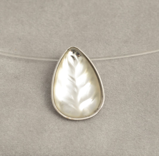 Vintage Lalique Glass Heliconia Pendant Necklace 80's/90's with Original Pouch (C2935)