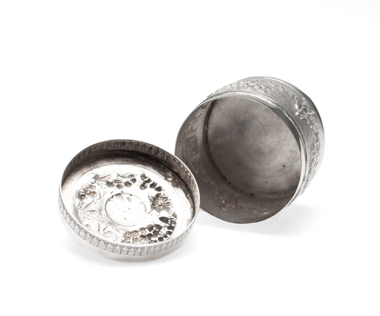 Vintage Indian Silver Plate Small Lidded Round Repousse Box with Pastoral Scenes (Code 1643)