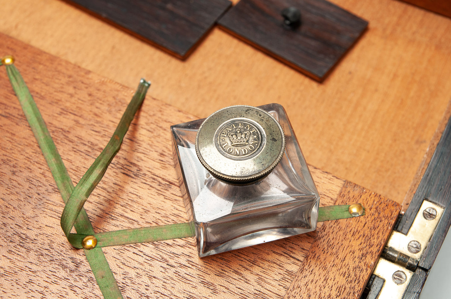 Antique William Colsey Mansion House London Rosewood & Brass Writing Slope Box (Code 2080)