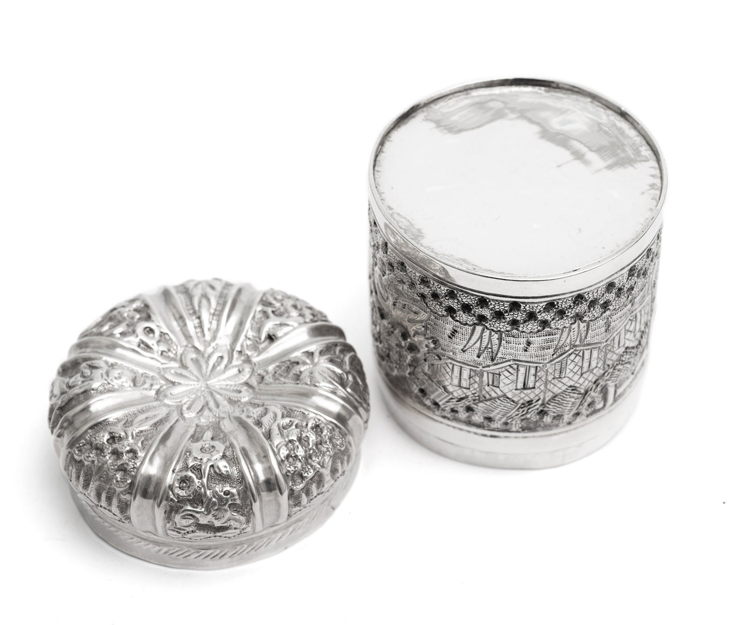 Antique Indian/Ceylonese Silver Repousse Lidded Box with Village Scene c1880 (Code 2258)