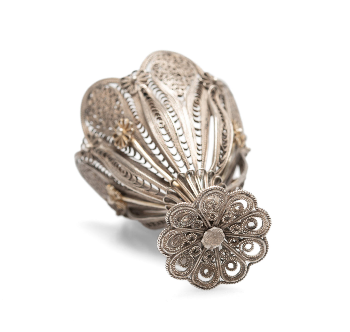 Antique Ottoman Islamic Silver Filigree Zarf of Petal Form with Flower Detail (Code 2565)