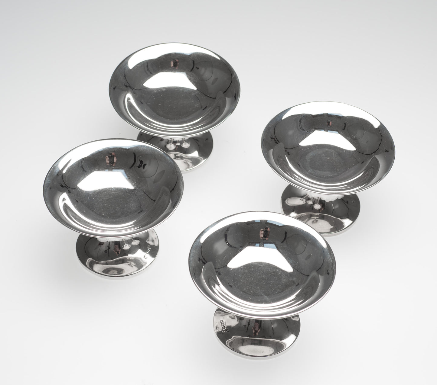 Set of 4 Antique Walker & Hall Solid Silver Sweetmeat or Bonbon Dishes / Tazza (Code 2708)