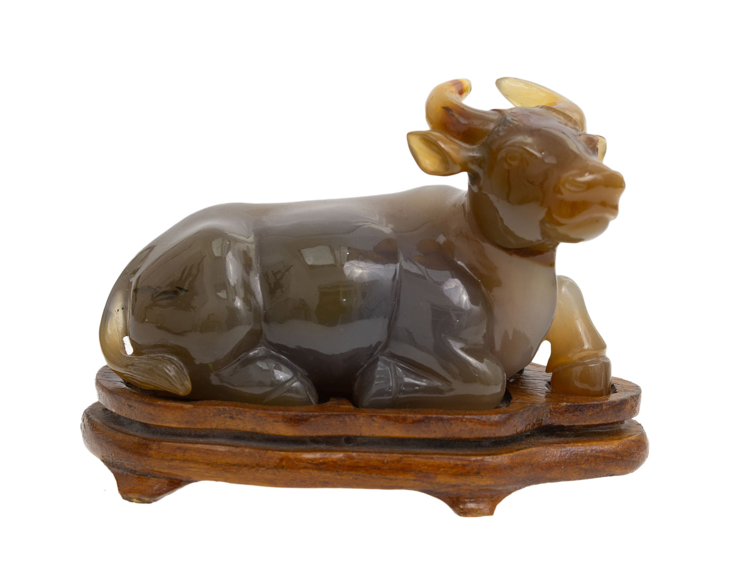 Chinese Republic Period Carved Chalcedony/Agate Figure of a Water Buffalo Lying (2932)
