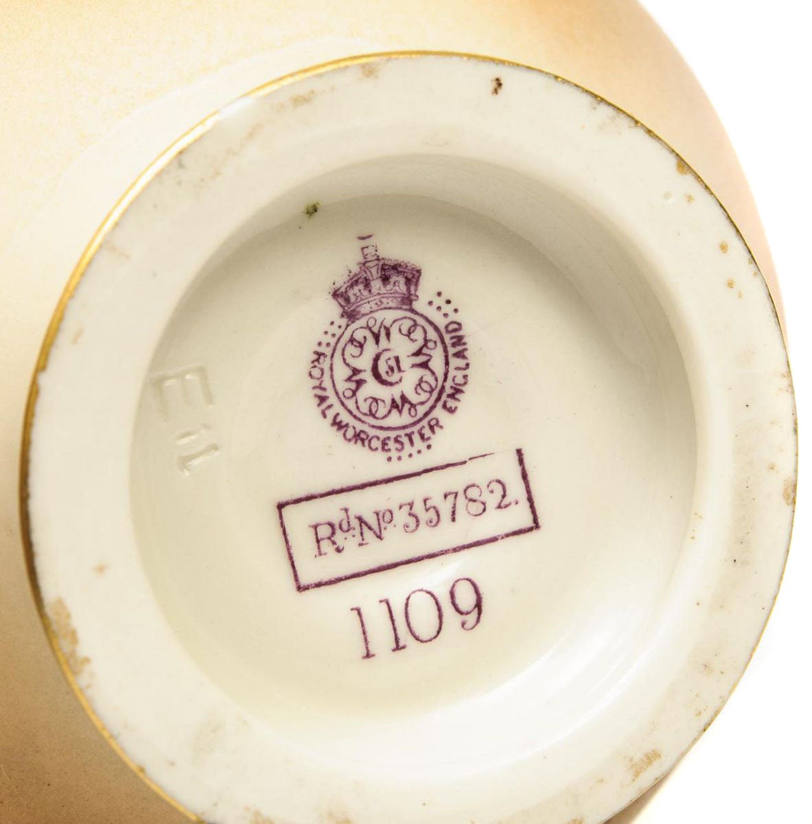 A Royal Worcester Hand Painted Rural Thatched Cottage Vase - Edwardian c.1908 (code8035)