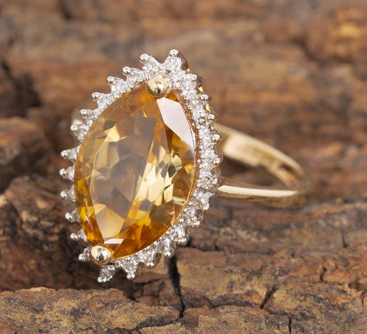 9ct Solid Gold & Large Marquise Citrine Ring With Diamond Halo UK Size P (Code A1105)