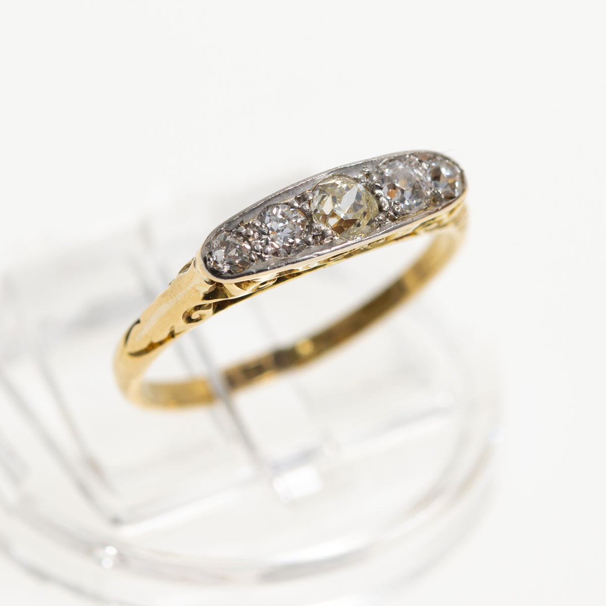 Antique 18ct Gold & Five Diamond (0.25ct) Ring With Fancy Yellow Central Diamond (A1178)