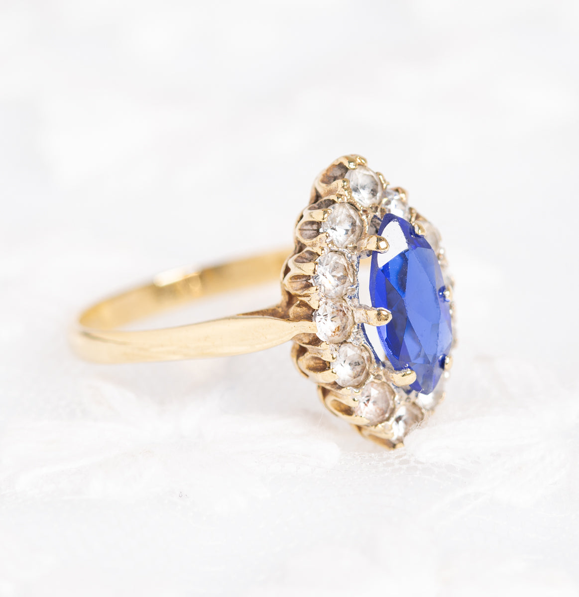 9ct Gold Marquise Gemstone Ring With Royal Blue Spinel & Clear Gem Halo Vintage (A1381)