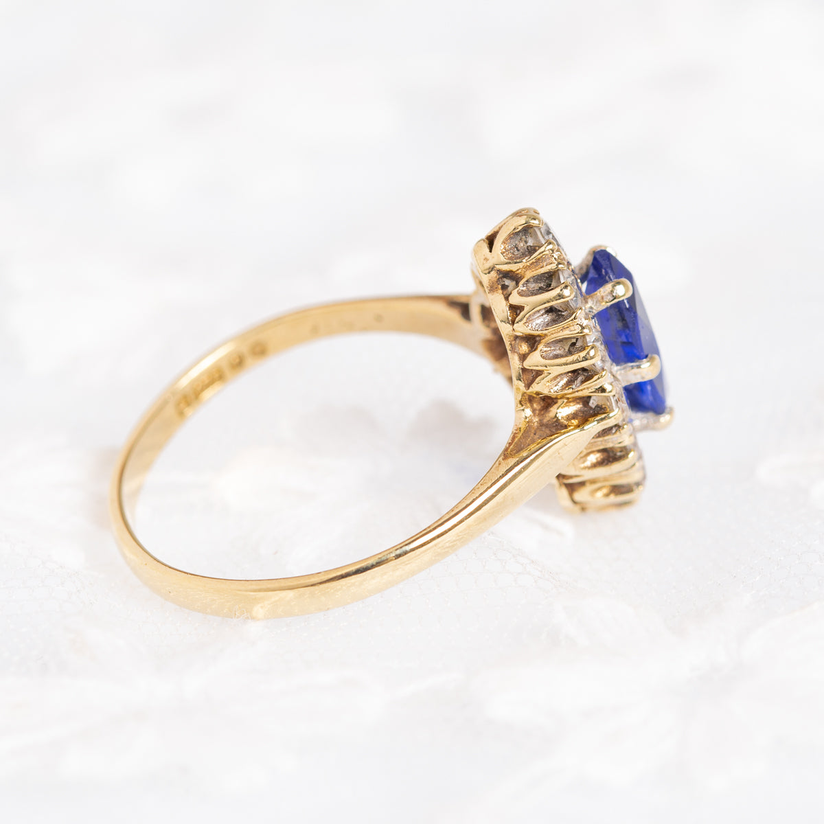 9ct Gold Marquise Gemstone Ring With Royal Blue Spinel & Clear Gem Halo Vintage (A1381)
