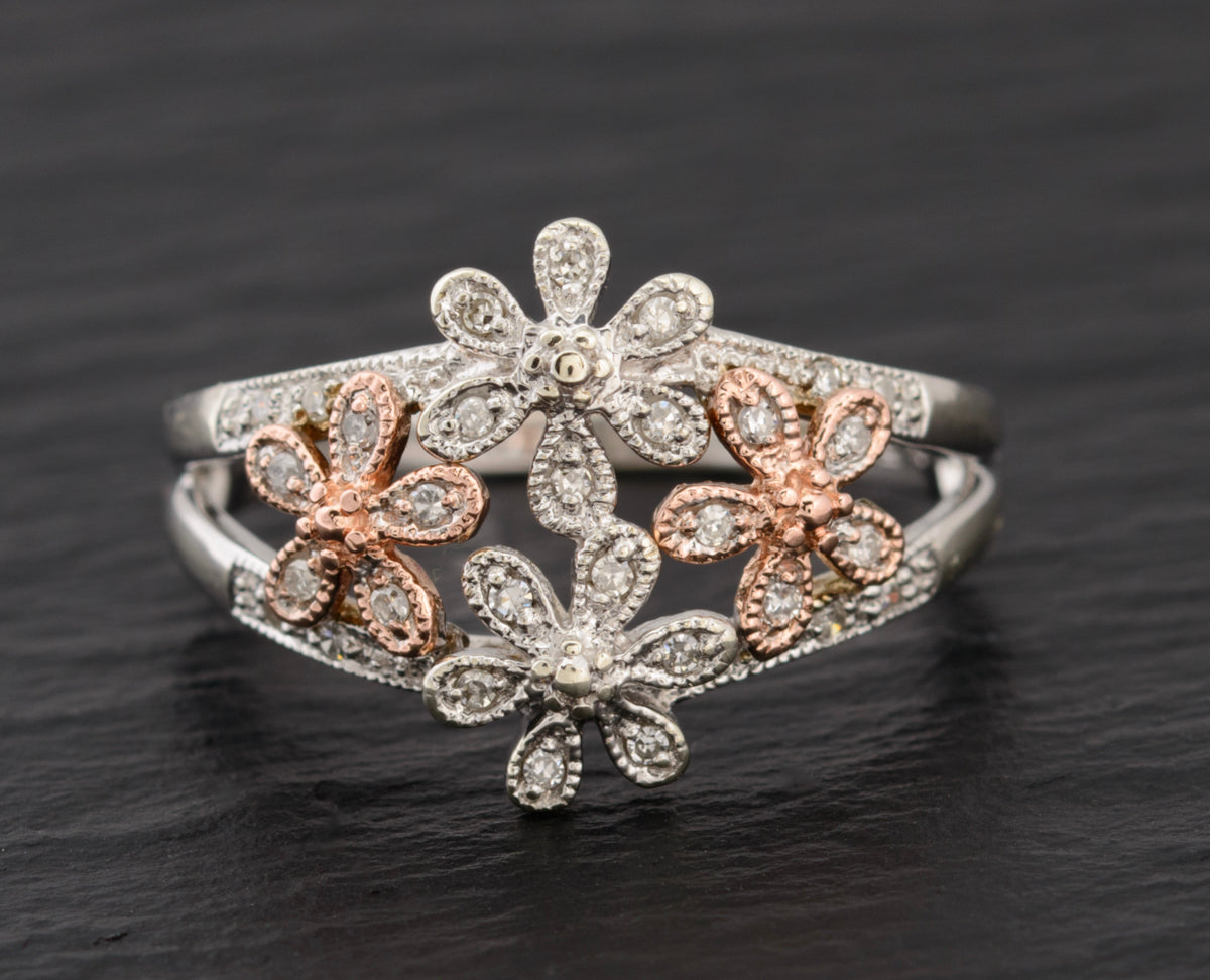 Feminine 9ct White & Rose Gold Flower Head Ring With Diamonds UK Size S (A1469)