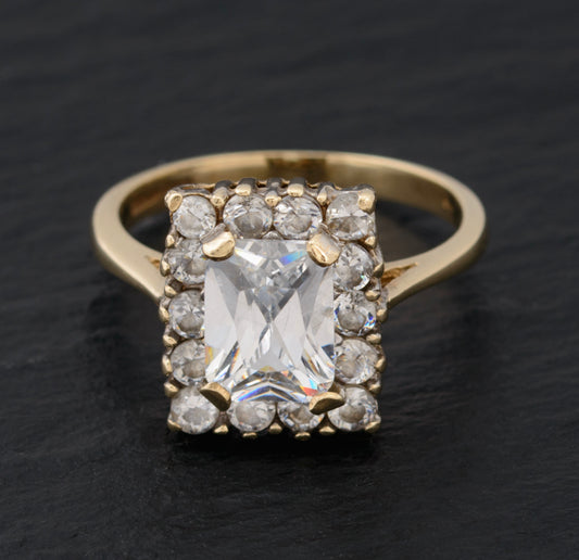 Vintage 9ct Gold & 2ct CZ Gemstone Ring With Halo Stones UK Size K1/2 (A1471)