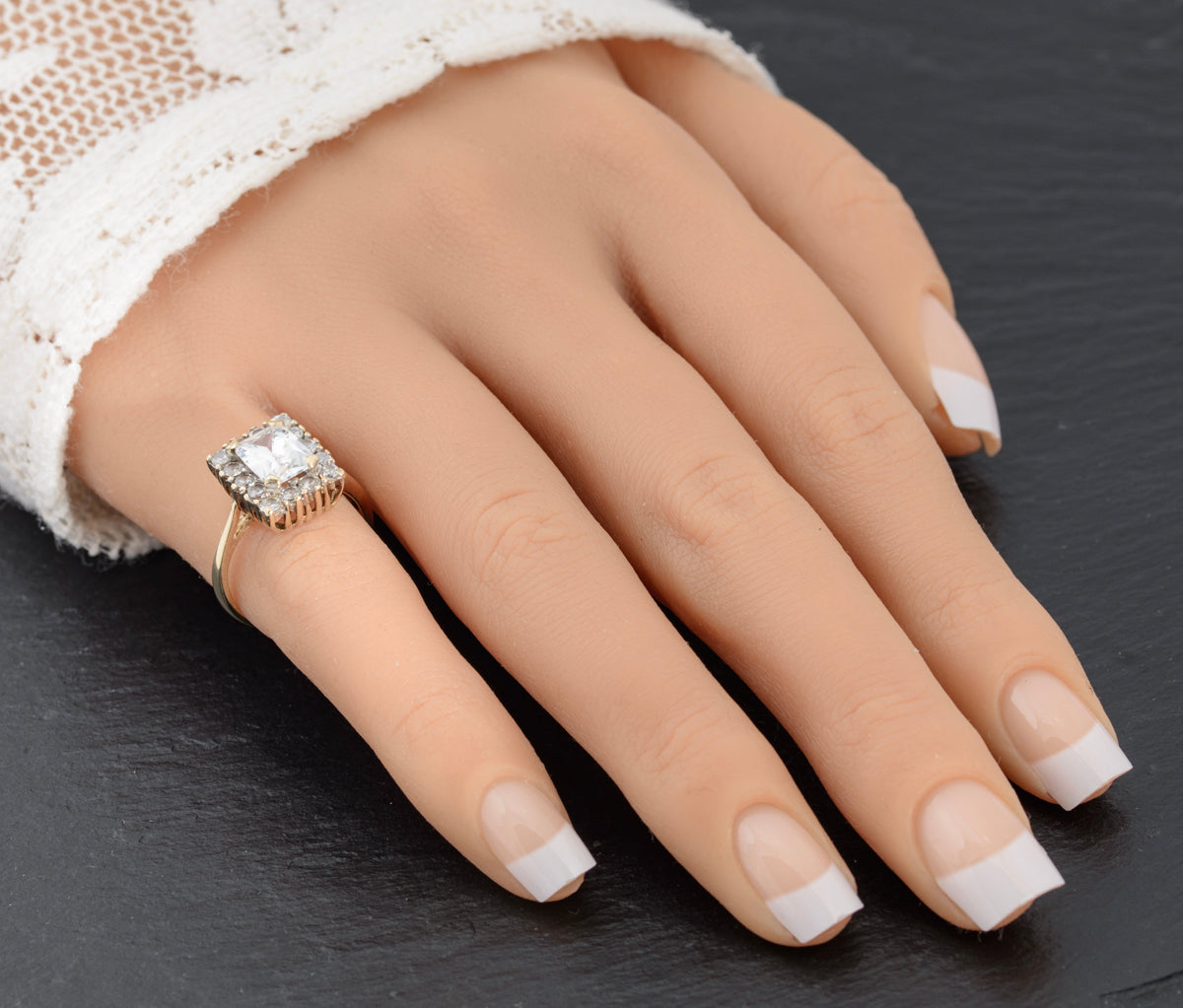 Vintage 9ct Gold & 2ct CZ Gemstone Ring With Halo Stones UK Size K1/2 (A1471)