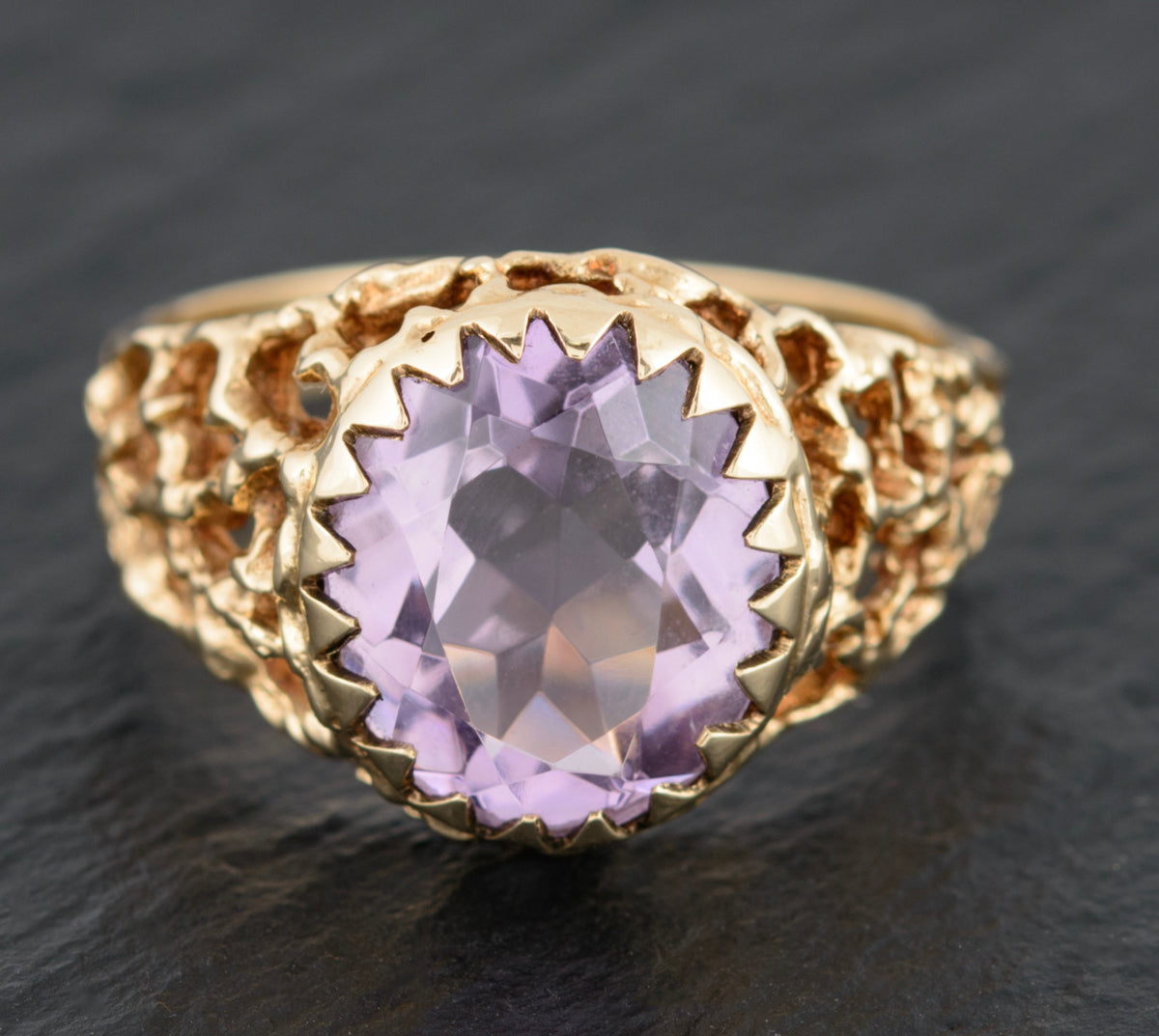 Vintage 9ct Gold Ring Amethyst Facet Cut Gemstone Modernist Design (A1504)