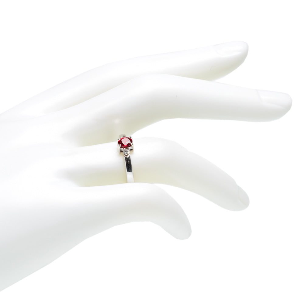 9ct White Gold Ruby & Topaz Engagement Ring Brilliant Cut Stone Size N (Code A563)