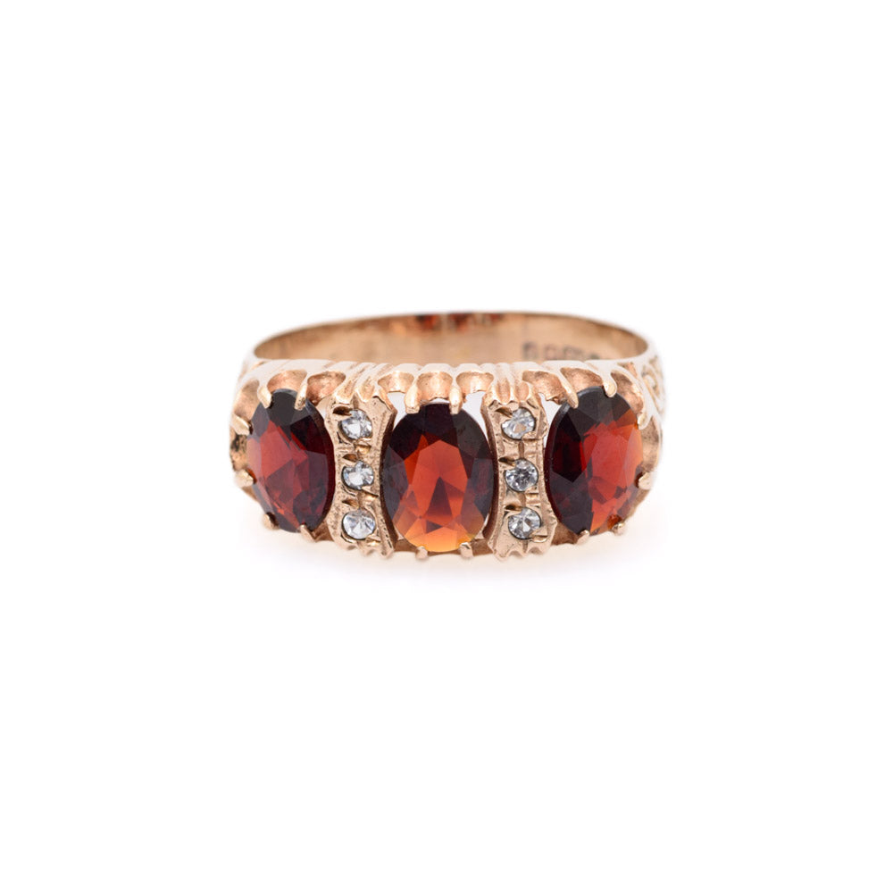 Vintage 9ct Gold Ring Victorian Design With Large Garnets & White Topaz Accents (Code A699)