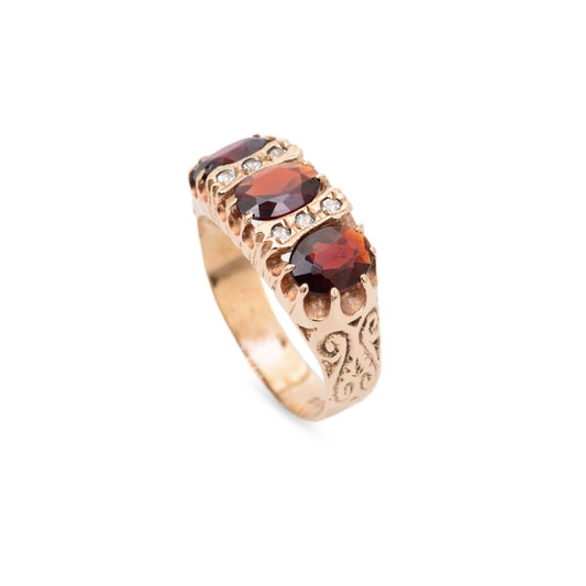 Vintage 9ct Gold Ring Victorian Design With Large Garnets & White Topaz Accents (Code A699)