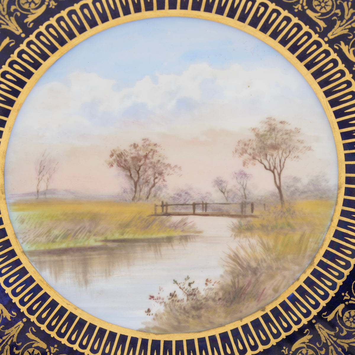 Antique Wedgwood China Hand Painted Tazza With River Scene & Wooden Bridge A/F (3138)