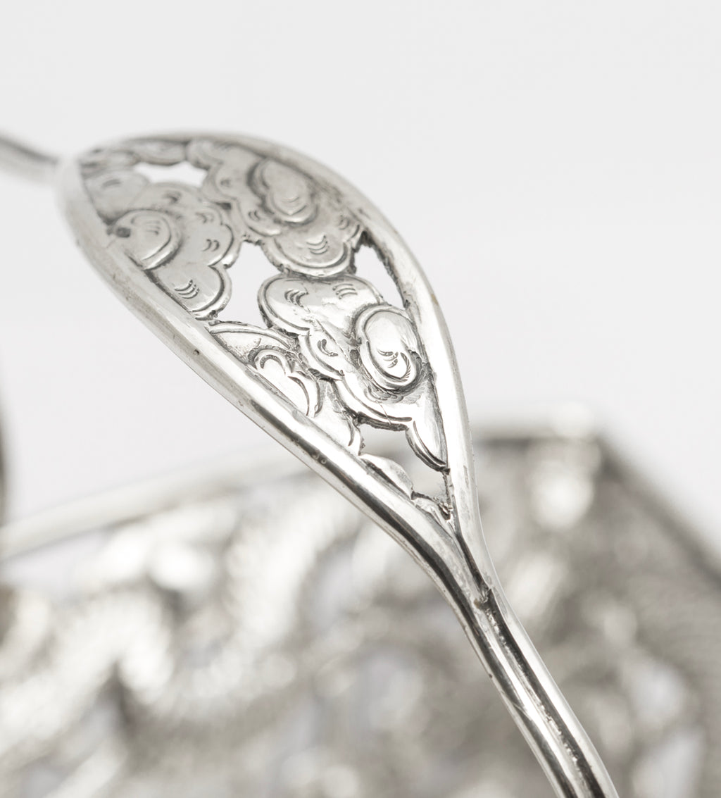Antique Japanese Silver Swing Handle Basket Meiji Period Dragons & Clouds(3244)