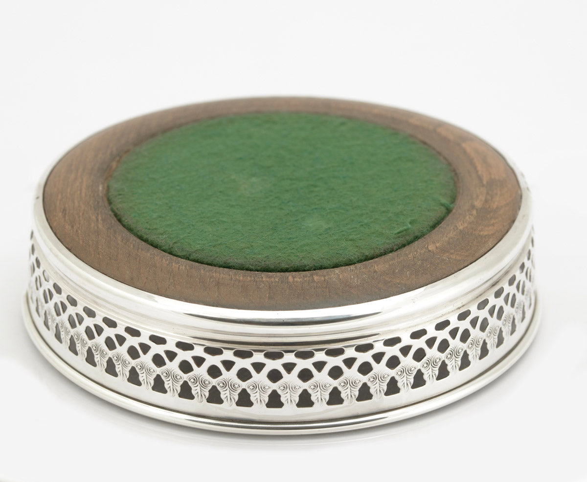 Vintage Sterling Silver & Turned Oak Decanter/Wine Bottle Coaster Hallmarked (3251)