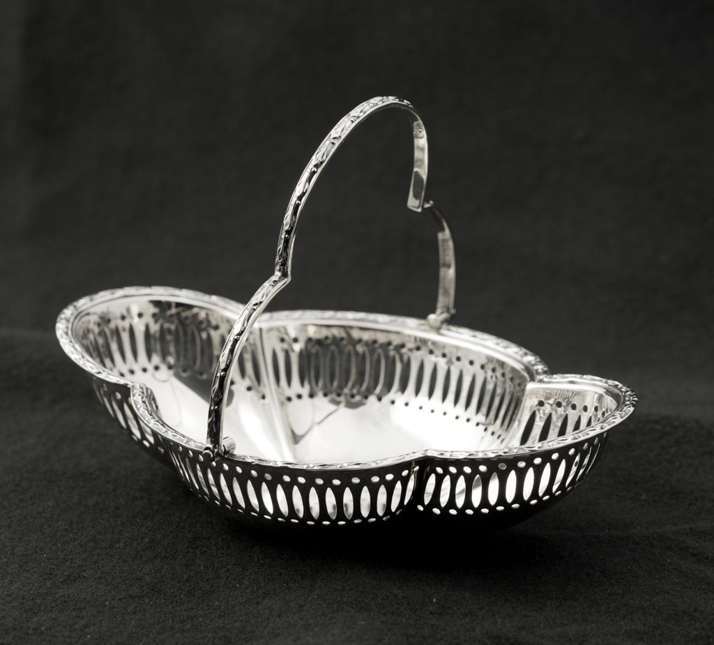 Antique Edwardian Sterling Silver Small Swing Handle Sweet Basket 1910 HM  (3255)