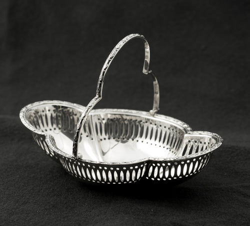 Antique Edwardian Sterling Silver Small Swing Handle Sweet Basket 1910 HM  (3255)