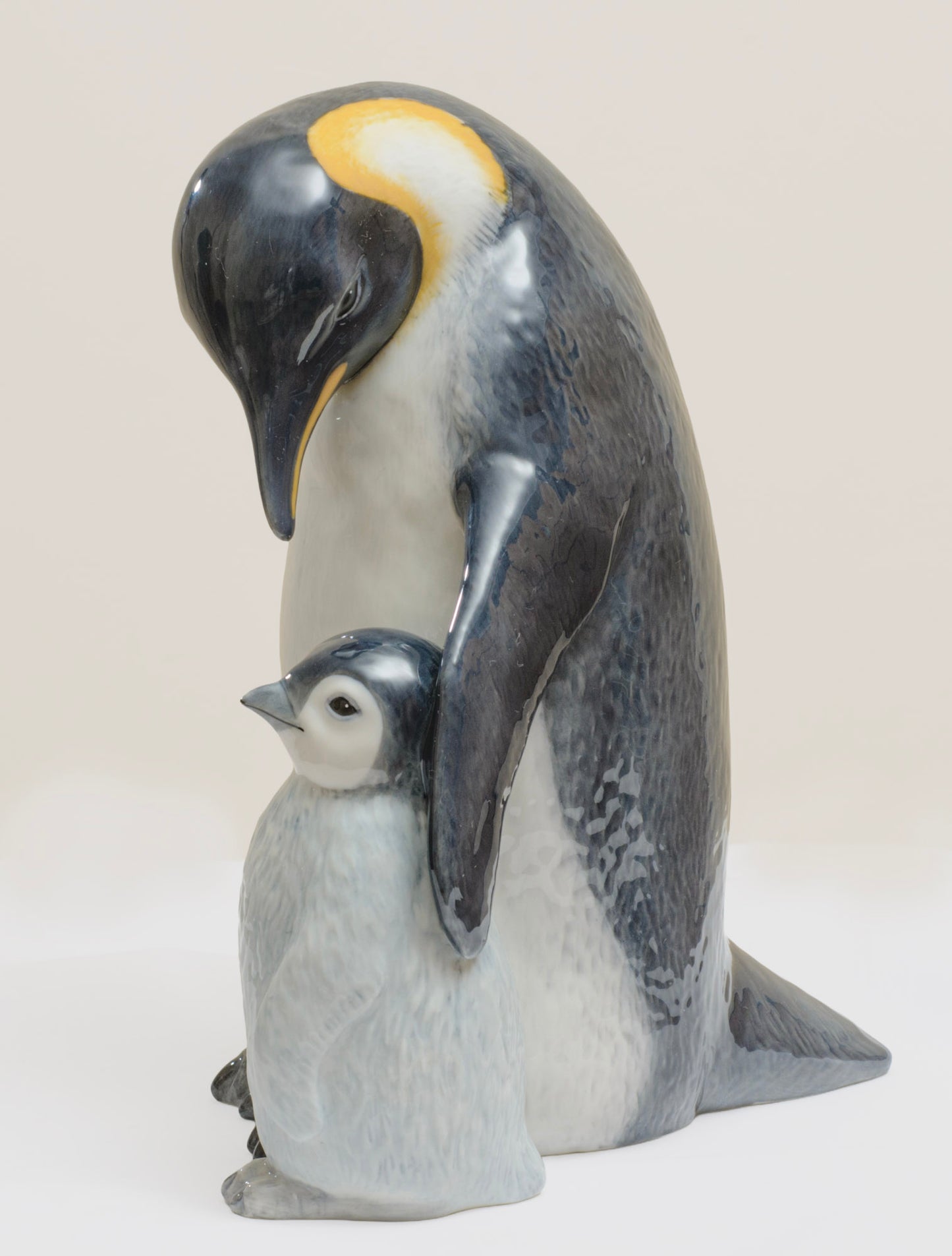 Vintage Royal Copenhagen Penguin & Chick Figure Model 088 (3290)