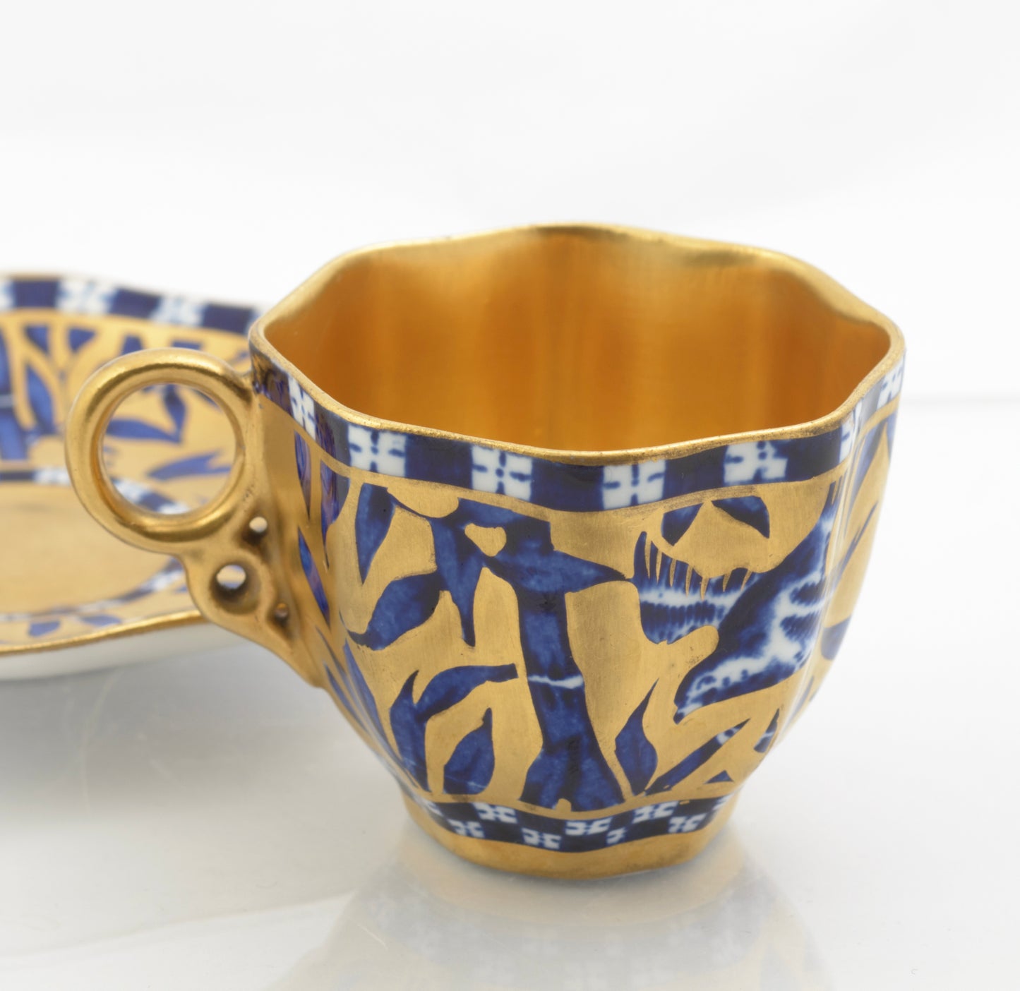 Antique Coalport Japanese Grove Fluted Demi-Tasse Cup & Saucer Blue/Gilt (3320)