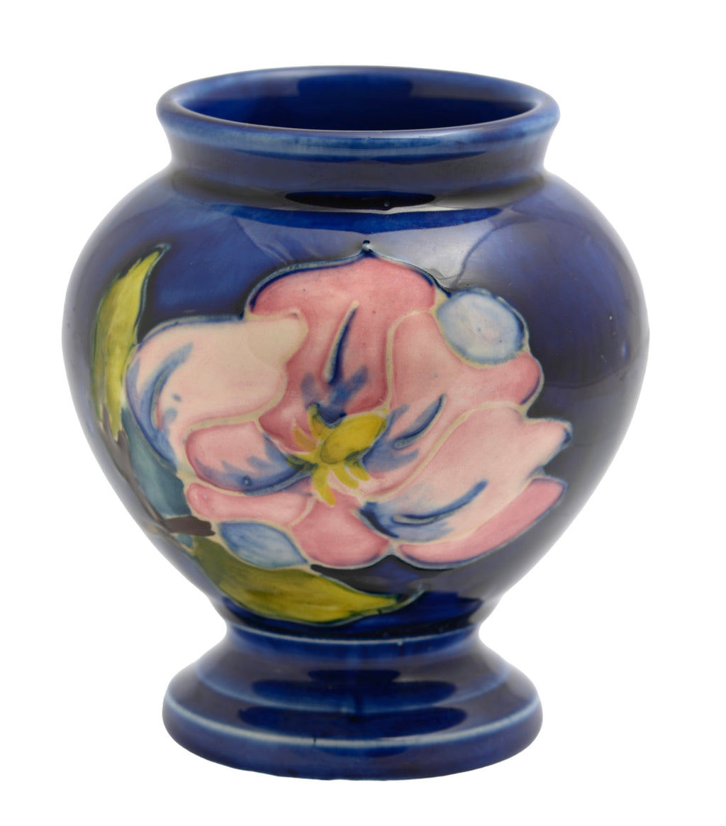 Vintage Moorcroft Tubelined Pottery Vase Magnolia Pattern Blue Ground (3349)