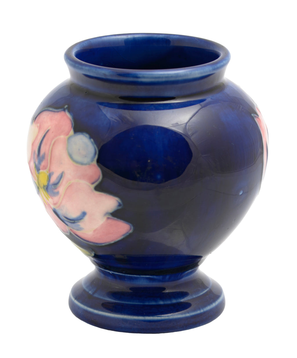 Vintage Moorcroft Tubelined Pottery Vase Magnolia Pattern Blue Ground (3349)