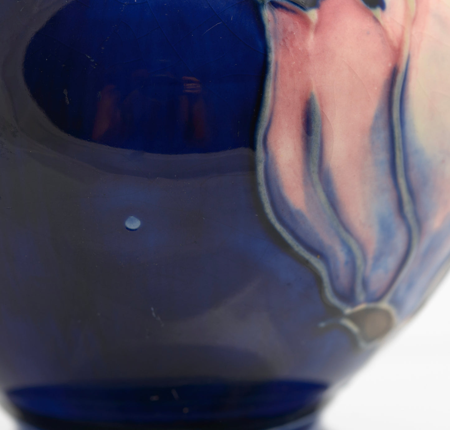 Vintage Moorcroft Tubelined Pottery Vase Magnolia Pattern Blue Ground (3349)