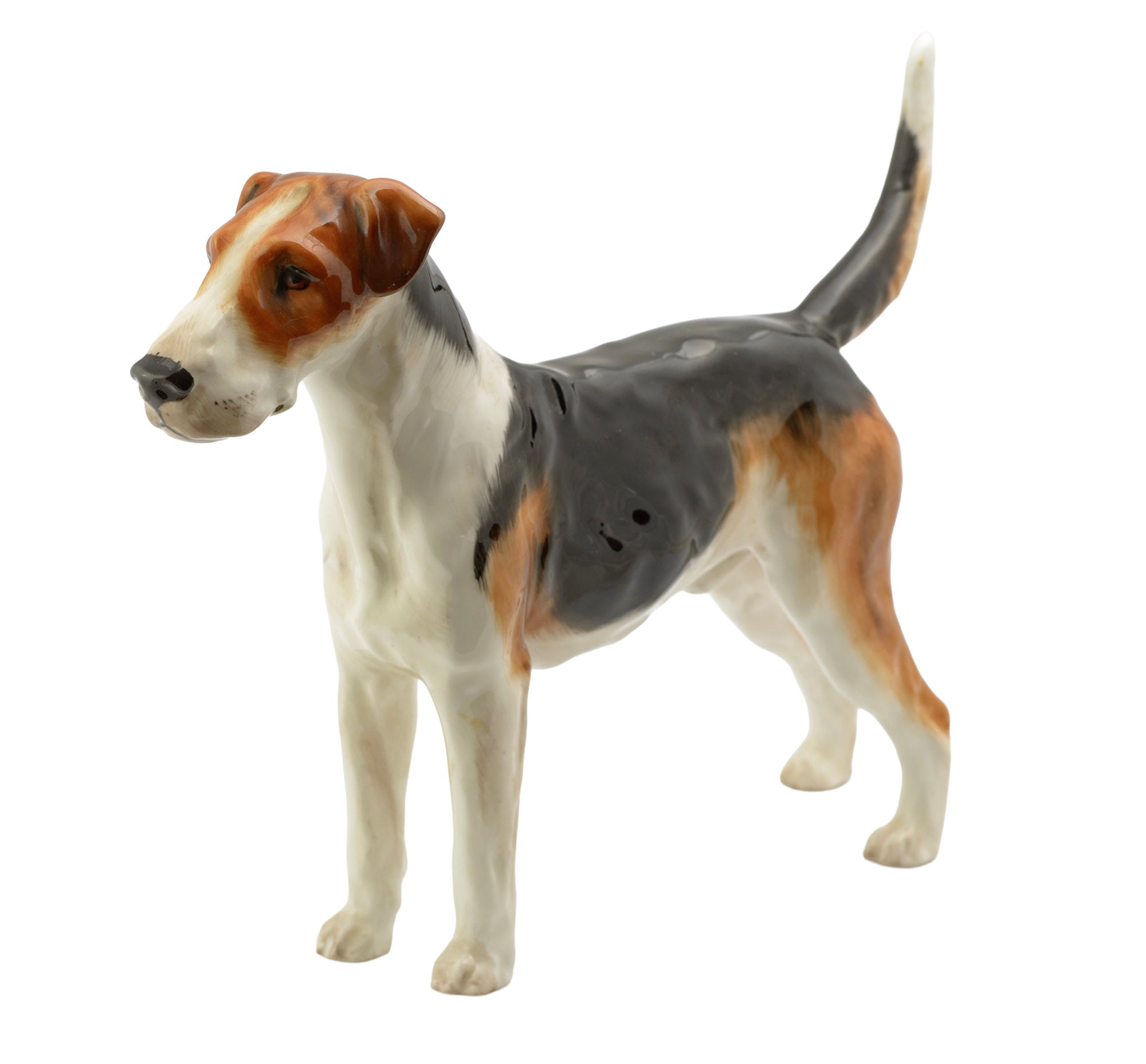 Royal Doulton English Foxhound HN1026 Ch. Tring Rattler figure - right side profile showing naturalistic long legged stance
