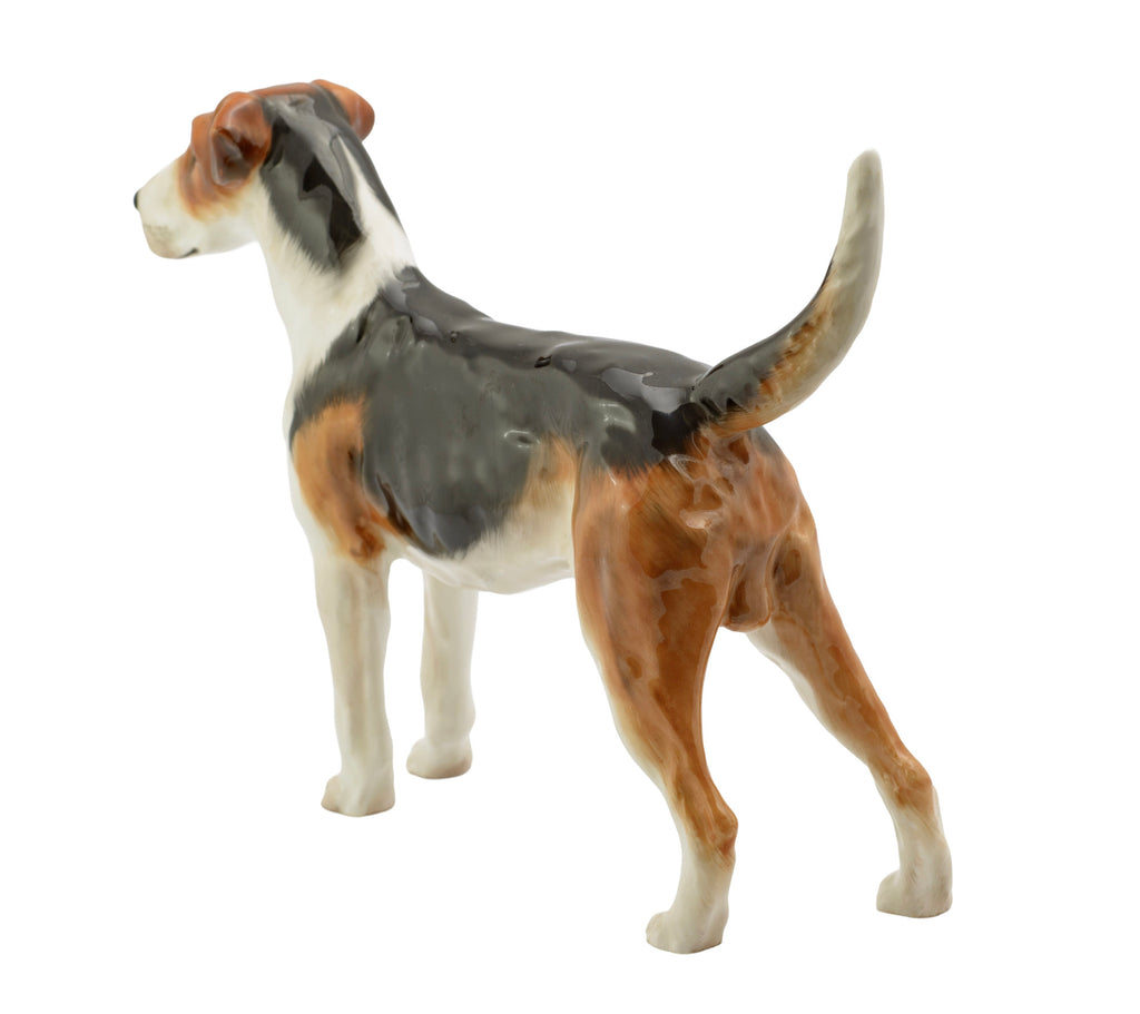 Royal Doulton English Foxhound HN1026 Ch. Tring Rattler figure - alternative rear three quarter view showing coat shading
