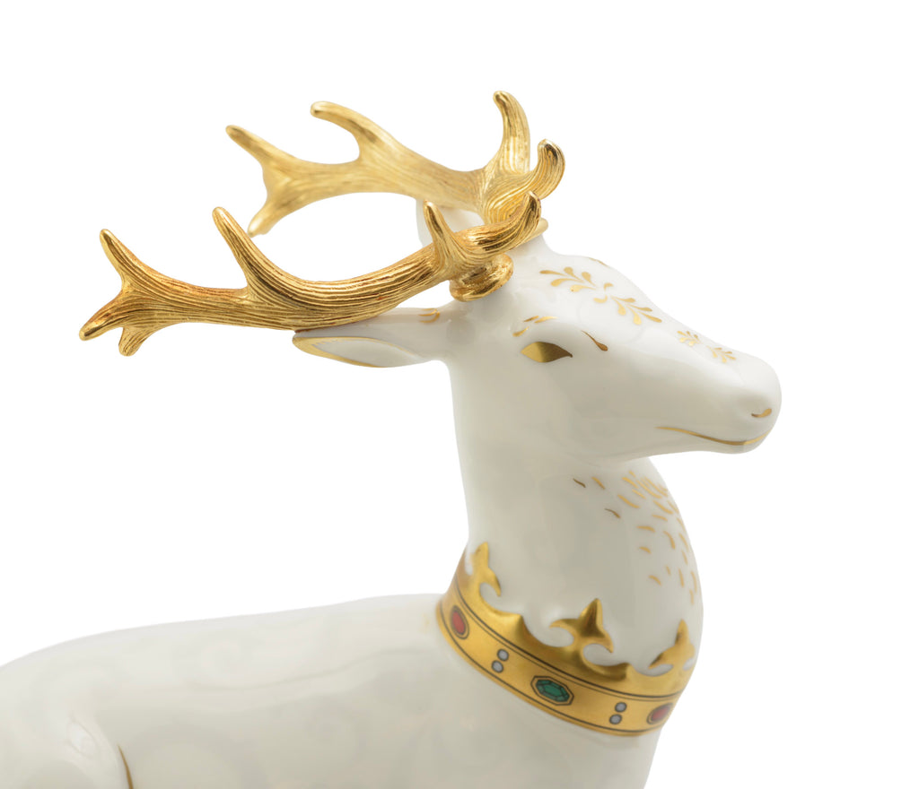 Royal Crown Derby The White Hart paperweight - close up of head showing gilded facial details and crown collar
