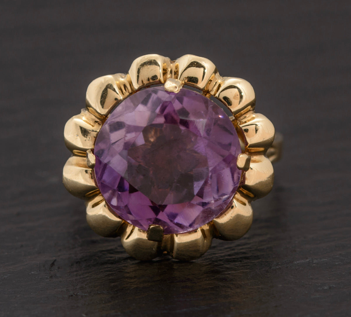Vintage 9ct Gold Ring With Natural Amethyst Gemstone Modernist Design c.1960 (A1532)