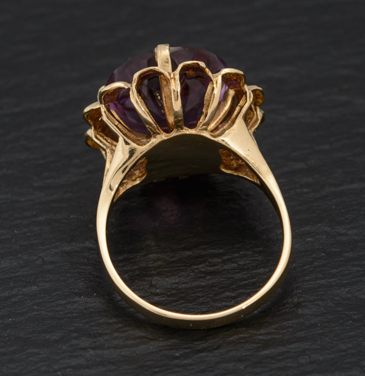 Vintage 9ct Gold Ring With Natural Amethyst Gemstone Modernist Design c.1960 (A1532)