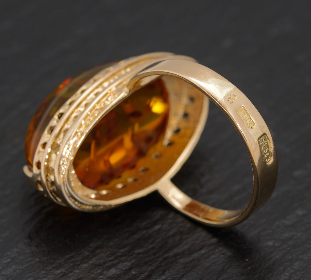 Vintage Soviet 14K Gold & Baltic Amber Cabochon Statement Ring (A1535)