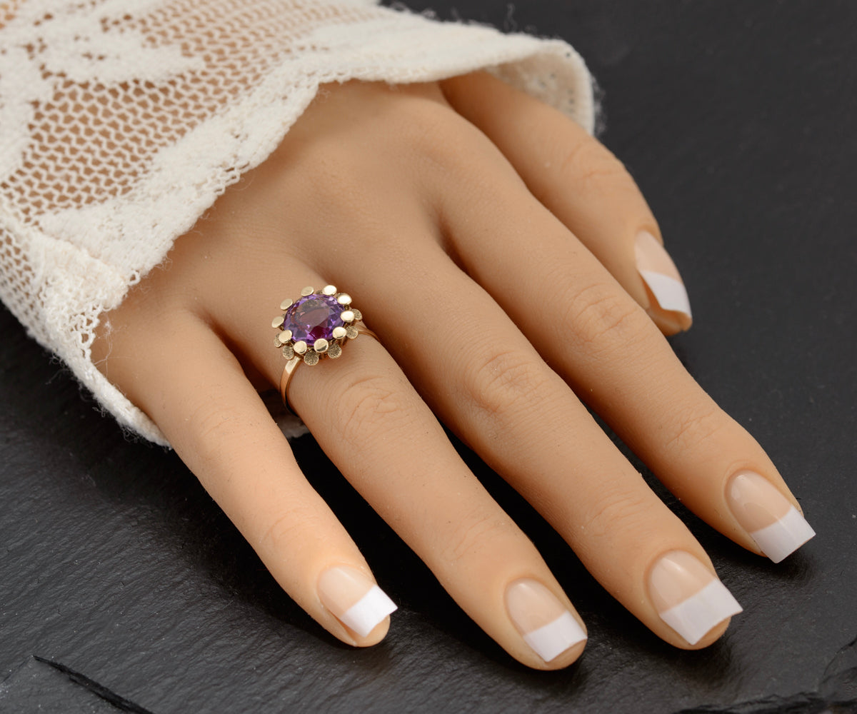 Vintage Modernist Amethyst Gemstone Ring In 9ct Gold 1970's Retro (A1539)