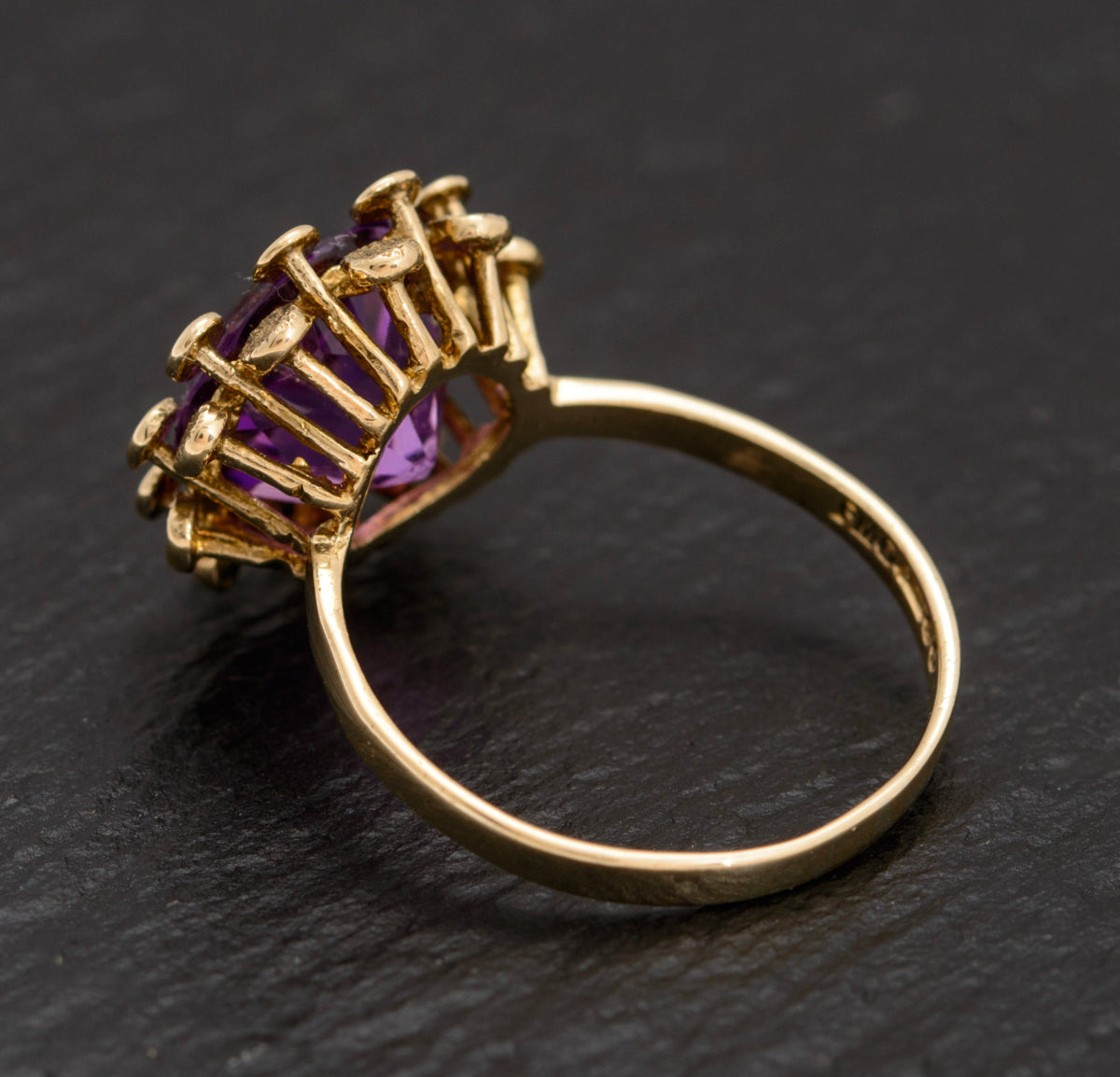 Vintage Modernist Amethyst Gemstone Ring In 9ct Gold 1970's Retro (A1539)