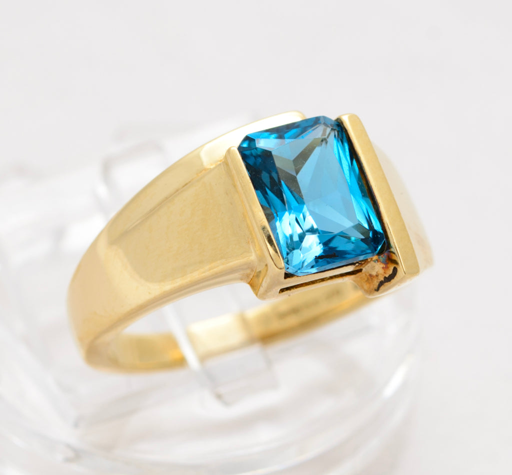 9ct Gold & Natural Sky Blue Topaz Unisex Signet/Dress Ring QVC 2001 (A1556)