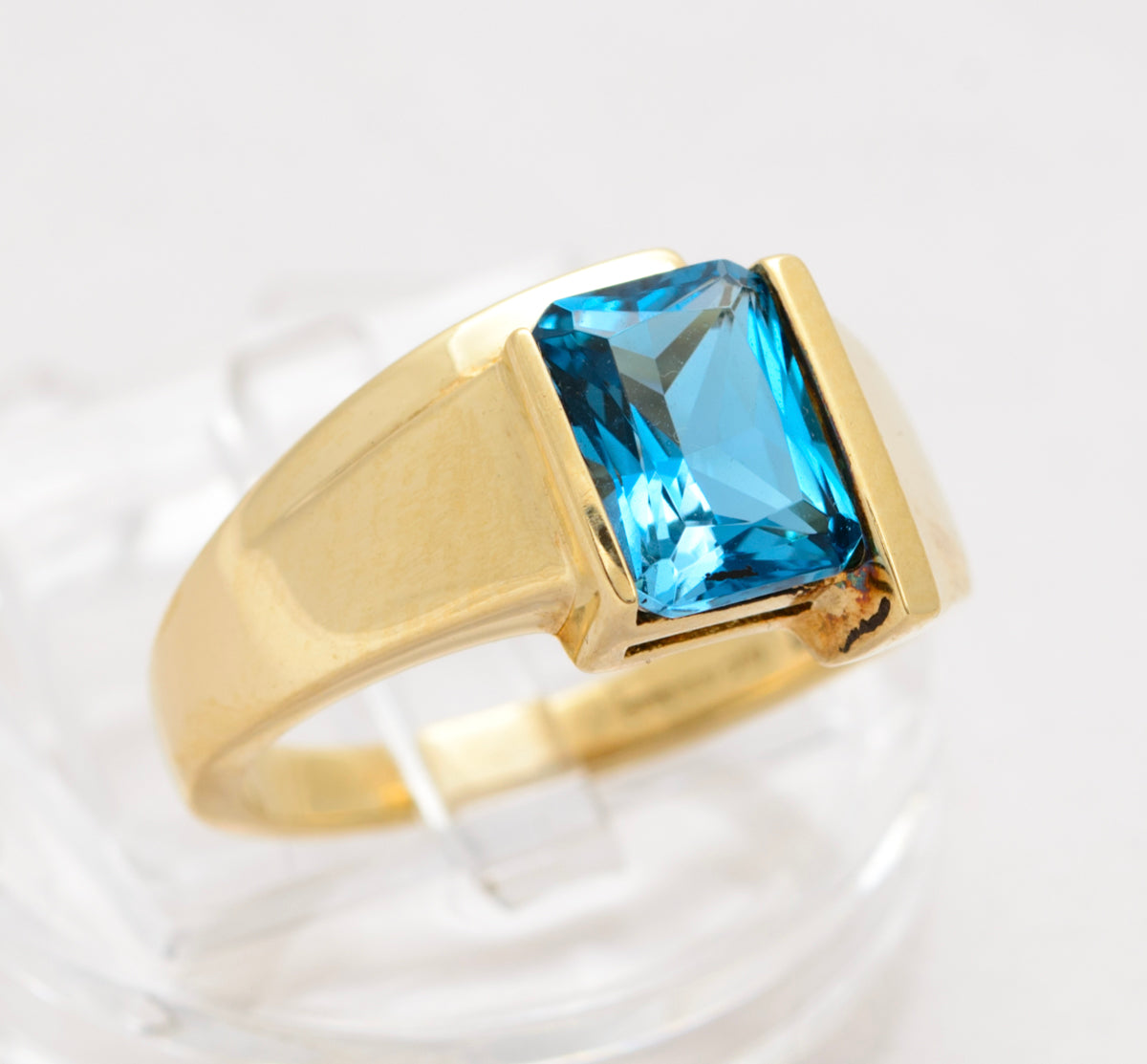 9ct Gold & Natural Sky Blue Topaz Unisex Signet/Dress Ring QVC 2001 (A1556)