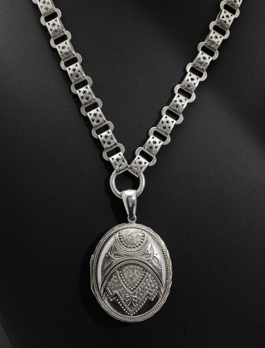 Fine Antique Victorian Sterling Silver Book Chain Necklace & Locket c.1870 (A1568)