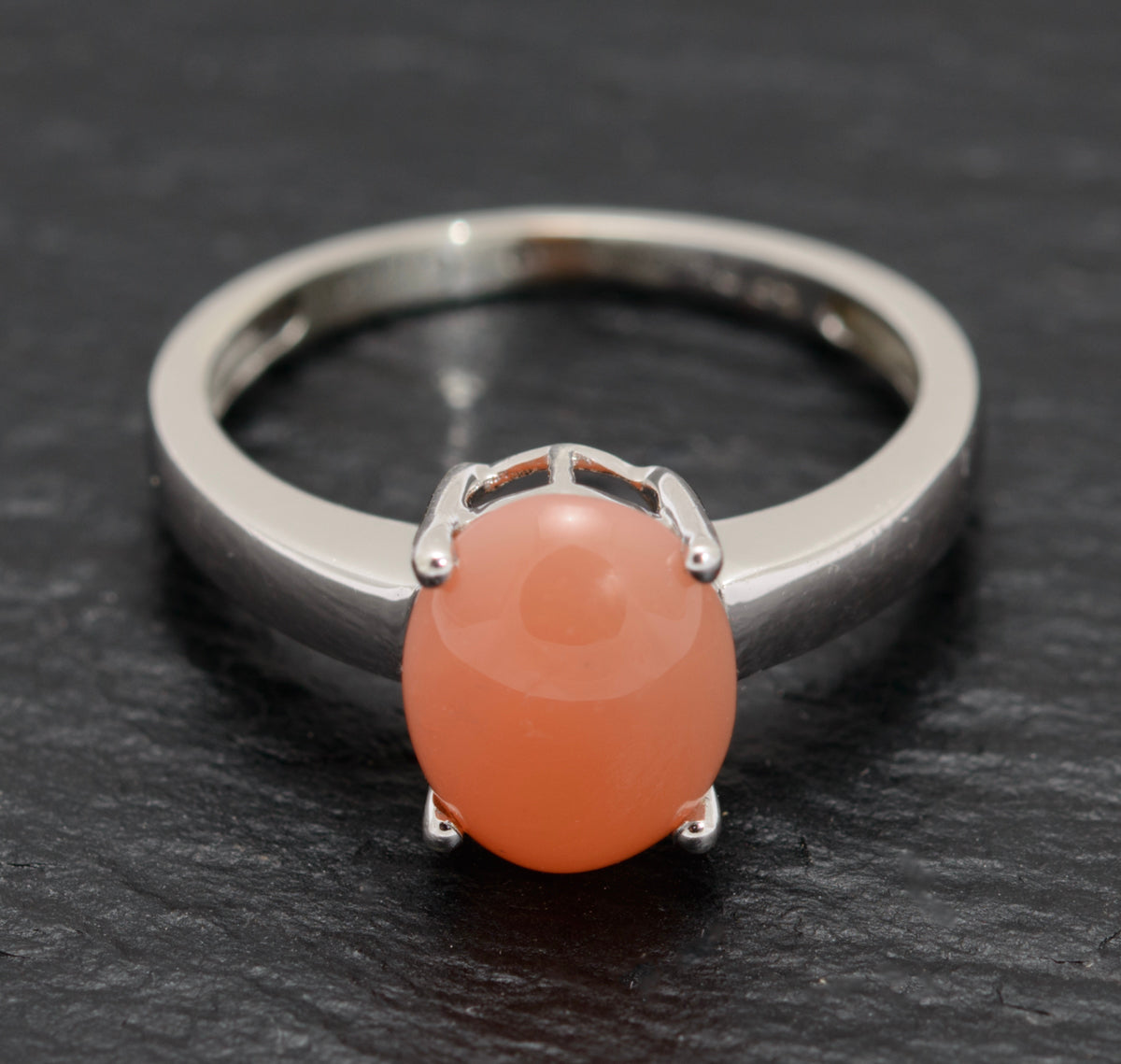 White Gold Solitaire Ring With Peach Moonstone Cabochon Birmingham 2005 QVC (A1573)