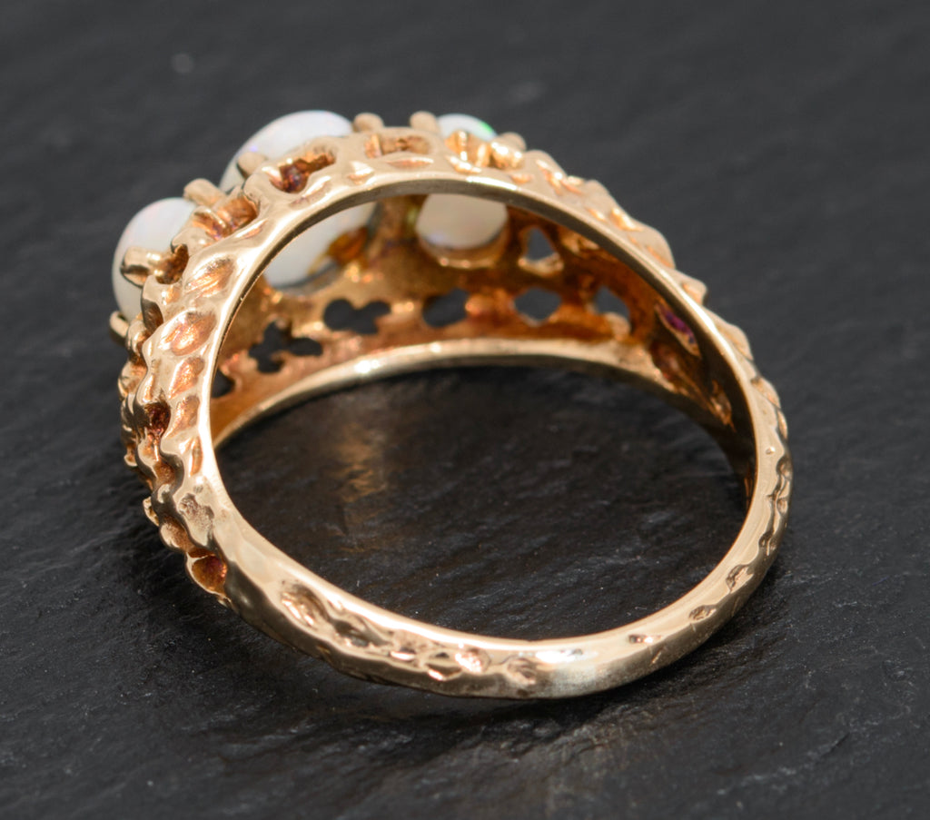 Vintage 9ct Gold Ring With 3 Precious White Natural Opal Cabochons 1970's (A1601)