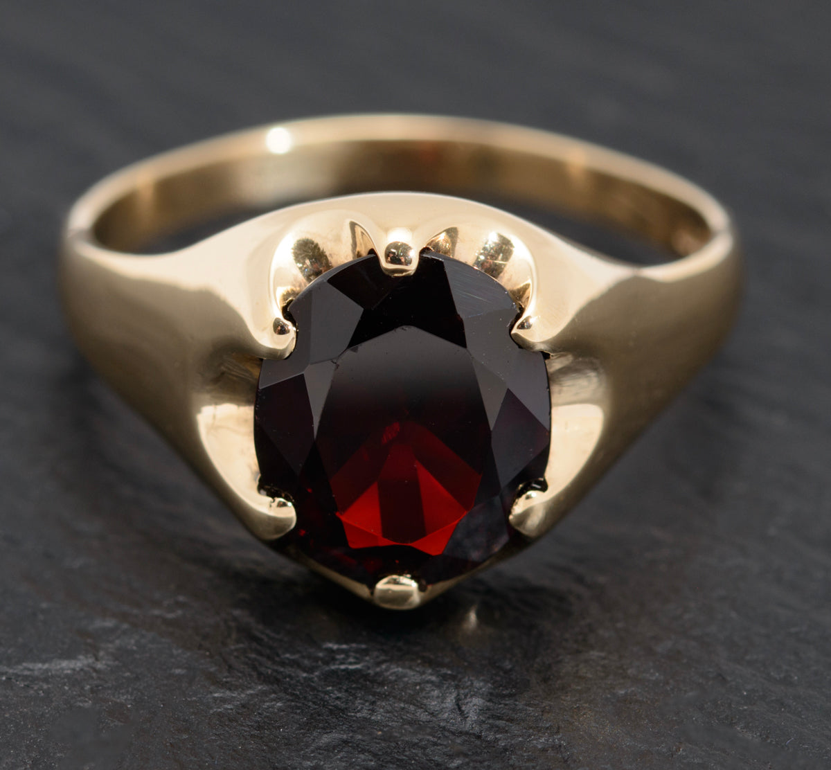Vintage 9ct Gold & Garnet Gemstone Large Mens Signet Ring 1970's (A1605)