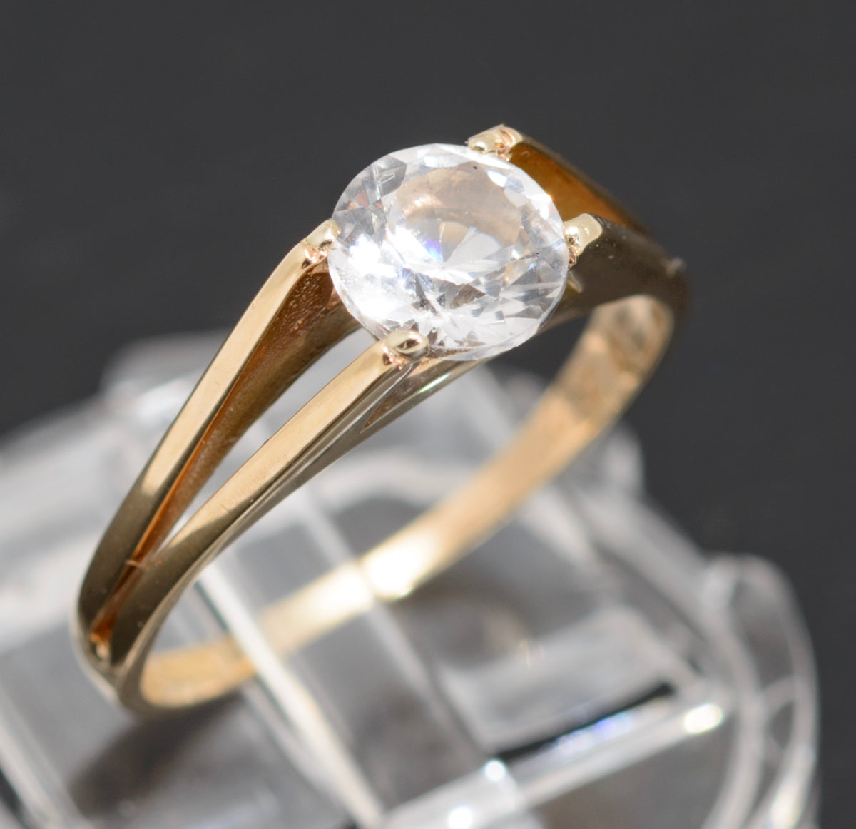 Vintage 9ct Gold & White Spinel Solitaire Ring London Hallmark 1973 Size K1/2 (A1615)