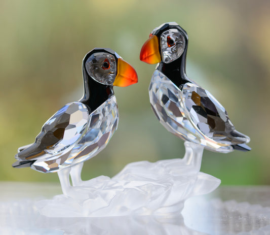 Genuine Swarovski Crystal Glass Puffins On Frosted Rock Figure 261643 (A1660G)